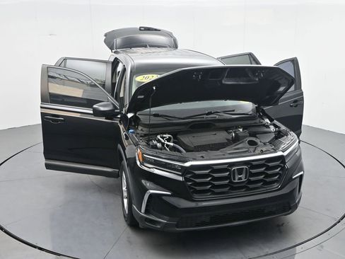 Used 2023 Honda Pilot LX image 38