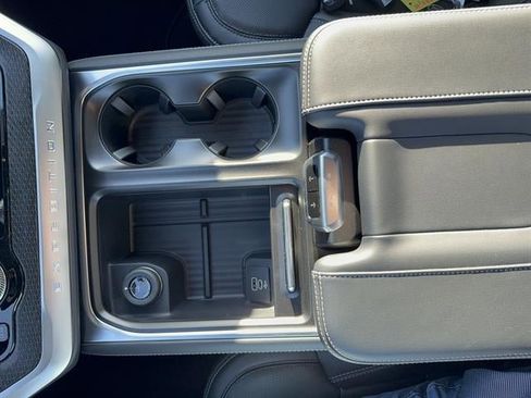 New 2026 Ford Expedition Max Platinum w/ Stealth Appearance Package image 15