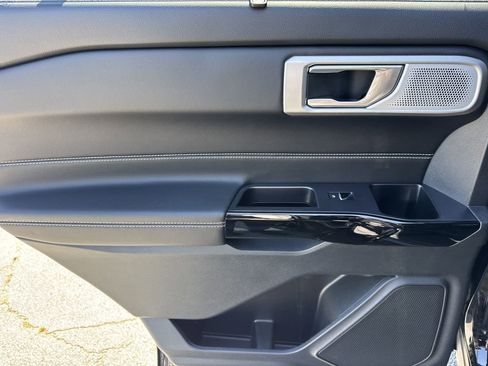 Used 2023 Ford Explorer ST w/ Equipment Group 401A image 22