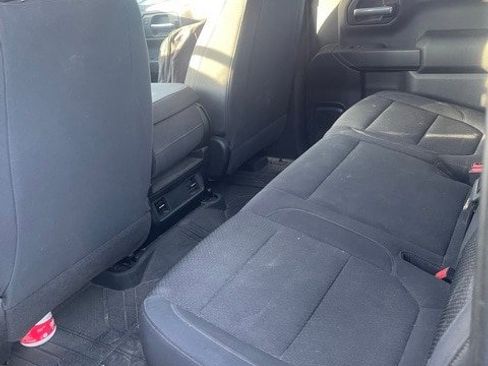 Used 2019 Chevrolet Silverado 1500 Custom w/ Custom Value Package image 12