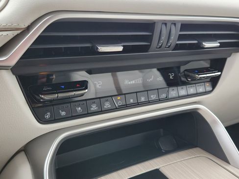 New 2026 MAZDA CX-90 Plug-In Hybrid w/ Premium Plus image 9