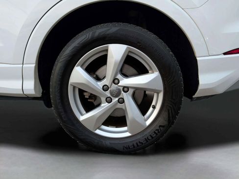 Used 2019 Audi Q3 2.0T Premium image 39