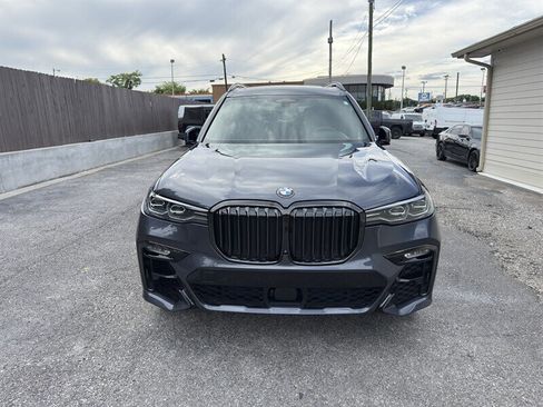 Used 2021 BMW X7 xDrive40i w/ M Sport Package image 5
