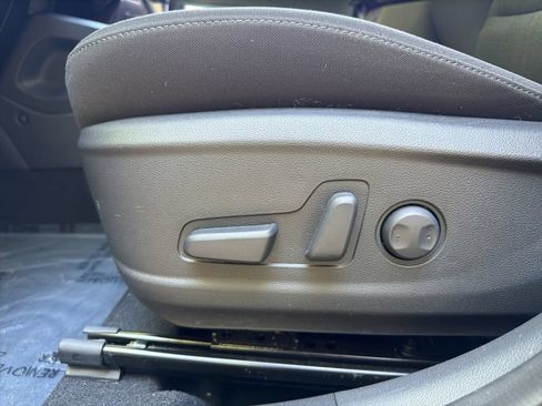Certified 2023 Hyundai Kona SEL AWD/4WD image 19