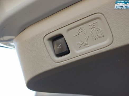 Used 2020 Lincoln Navigator Reserve w/ Equipment Group 208A Reserve image 32