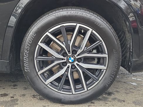 Used 2023 BMW X1 xDrive28i w/ M Sport Package image 8