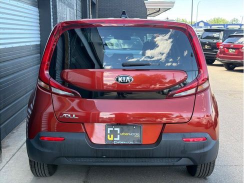Used 2020 Kia Soul LX FWD image 8