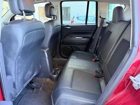 Used 2017 Jeep Compass Latitude image 19