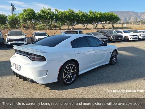 Used 2022 Dodge Charger R/T w/ Plus Group RWD image 6