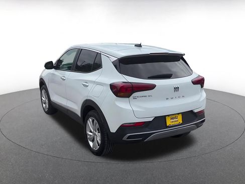 Used 2025 Buick Encore GX Preferred AWD/4WD image 11