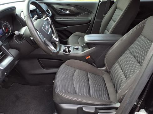 Certified 2022 GMC Terrain SLE image 5