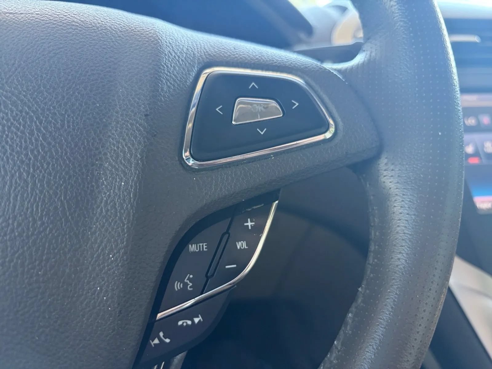 Used 2013 Lincoln MKZ FWD image 29