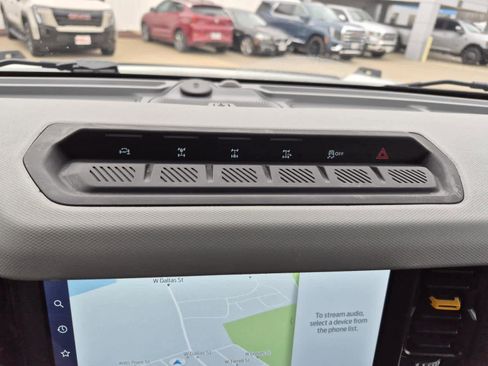 Used 2021 Ford Bronco Badlands image 23