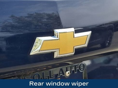 Used 2023 Chevrolet Equinox LS w/ LS Convenience Package image 32