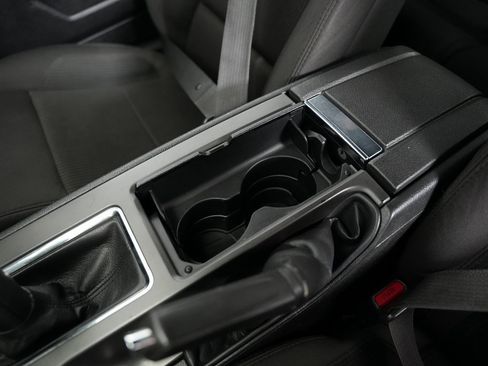 Used 2012 Ford Mustang Coupe image 25