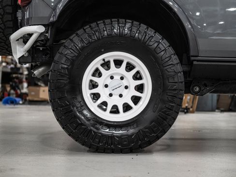 New 2025 Ford Bronco Heritage Edition AWD/4WD image 16