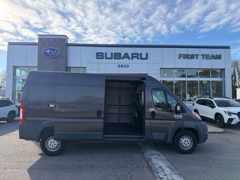 Used 2018 RAM ProMaster 2500 w/ Interior Convenience Group image 2