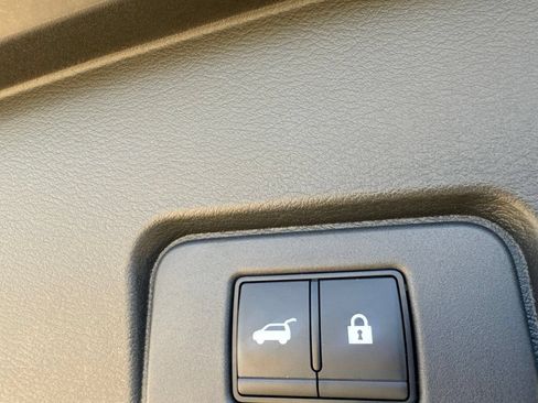 Certified 2023 Nissan Rogue Platinum w/ Platinum Premium Package AWD/4WD image 35