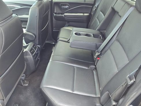 Used 2023 Honda Ridgeline RTL-E image 3