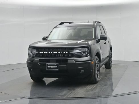 Used 2025 Ford Bronco Sport Outer Banks w/ Outer Banks Tech Package+ image 62