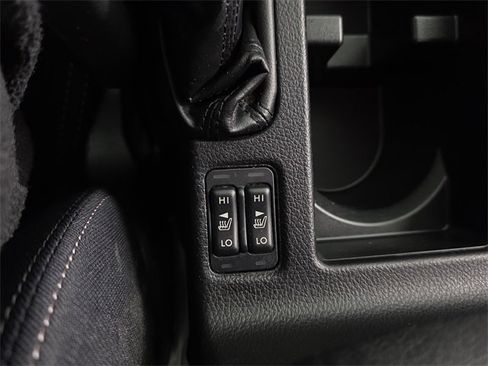 Used 2013 Subaru Impreza 2.0i Sport Premium image 14