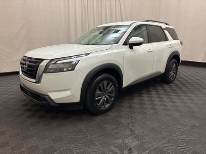 Used 2025 Nissan Pathfinder SV