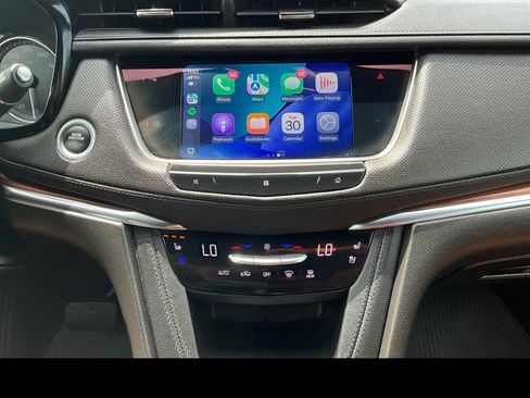 Used 2021 Cadillac XT5 Premium Luxury AWD/4WD image 5
