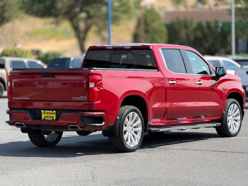 Used 2019 Chevrolet Silverado 1500 High Country w/ Technology Package AWD/4WD image 20