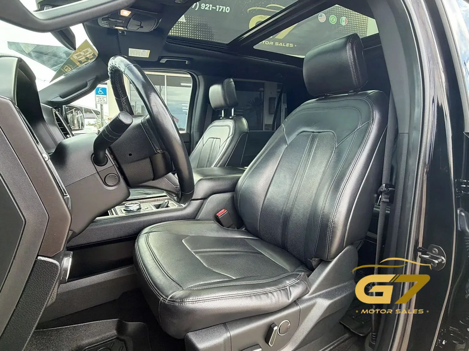 Used 2018 Ford Expedition Limited w/ Equipment Group 301A RWD image 20