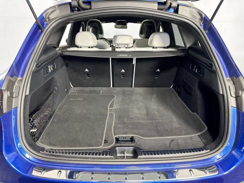 Used 2023 Mercedes-Benz GLC 300 w/ AMG Line image 33