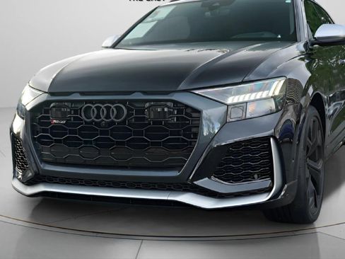 Used 2021 Audi RS Q8 w/ Luxury Package AWD/4WD image 13