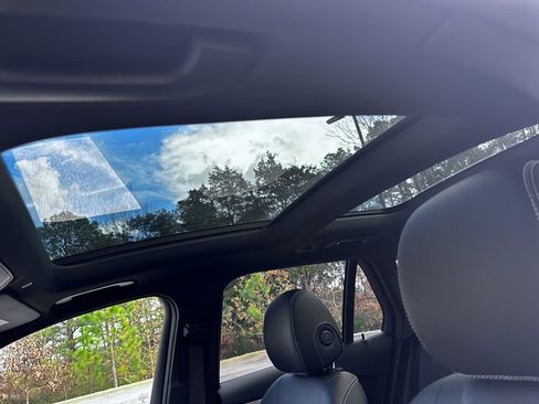 Certified 2022 Mercedes-Benz GLC 300 image 10