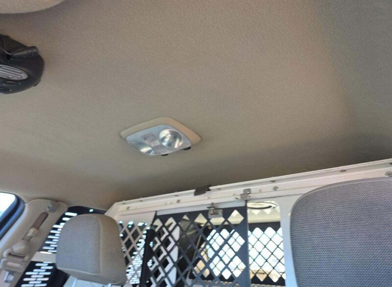 Used 2010 Ford Crown Victoria Police Interceptor RWD image 20