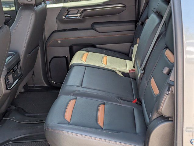 Used 2023 GMC Sierra 1500 AT4 w/ AT4 Premium Package AWD/4WD image 16