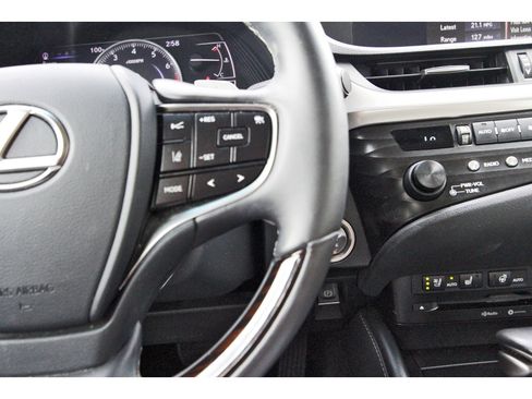 Used 2020 Lexus ES 350 w/ Premium Package image 18