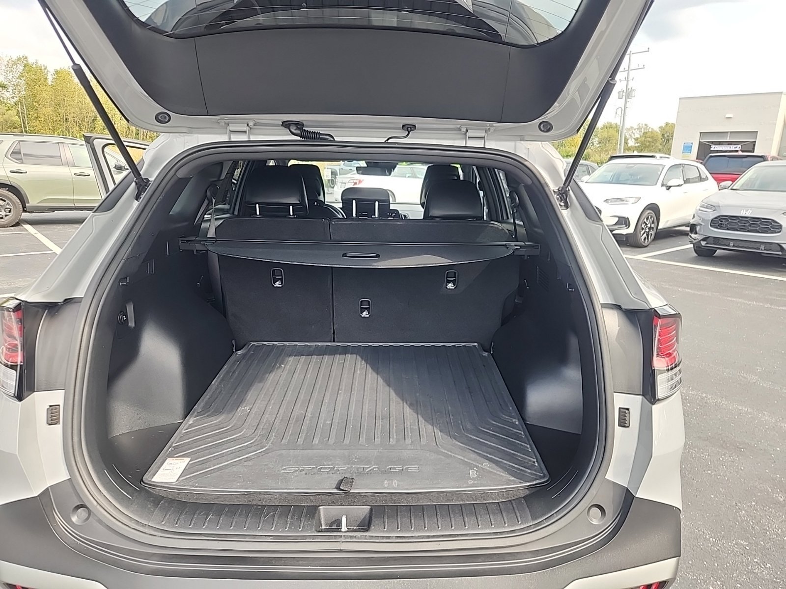 Used 2023 Kia Sportage X-Line AWD/4WD image 35