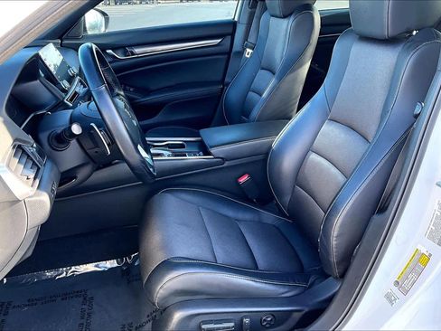 Used 2018 Honda Accord Sport image 7