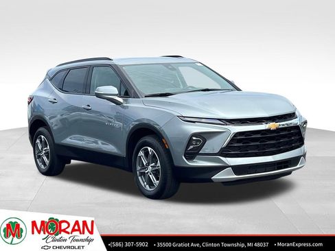 Certified 2023 Chevrolet Blazer LT FWD image 8