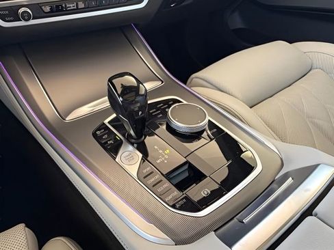 Used 2023 BMW X5 sDrive40i w/ Premium Package image 40