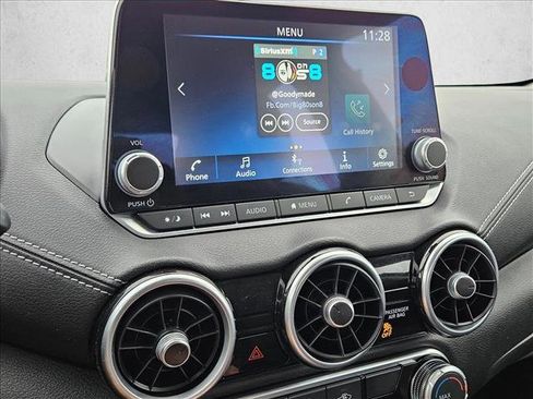 Used 2024 Nissan Sentra SV image 13