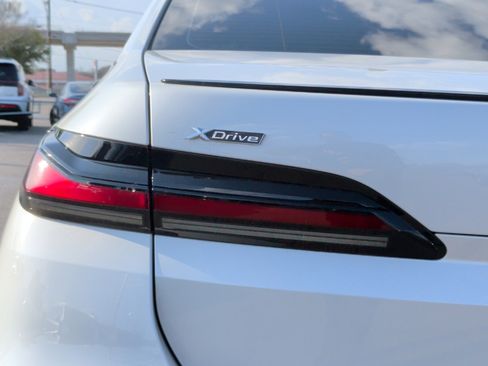 Certified 2023 BMW 760i xDrive w/ Executive Package image 11