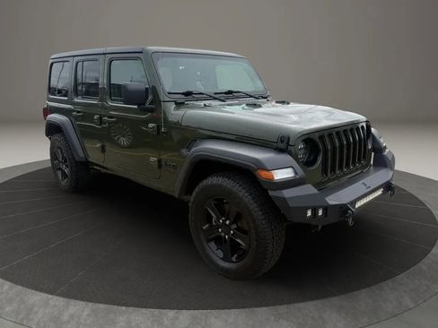 Used 2021 Jeep Wrangler Unlimited Sport AWD/4WD image 3