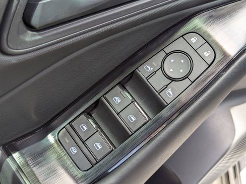 Used 2026 Nissan Rogue S FWD image 62