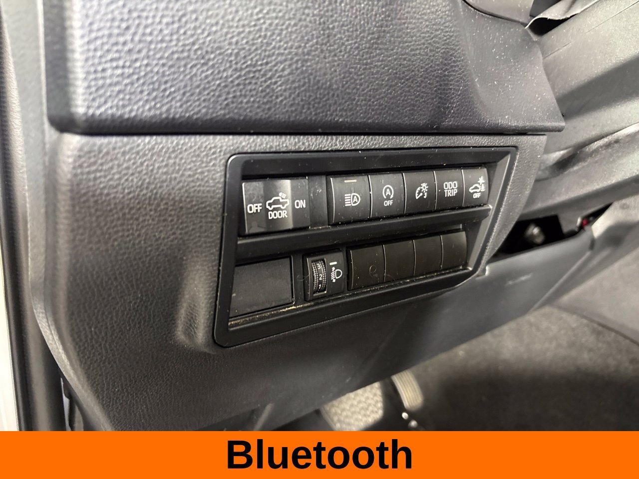 Used 2024 Toyota Tundra SR5 w/ SR5 Convenience Package AWD/4WD image 11