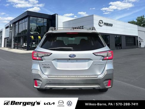 Used 2020 Subaru Outback Premium w/ Popular Package #1 AWD/4WD image 10