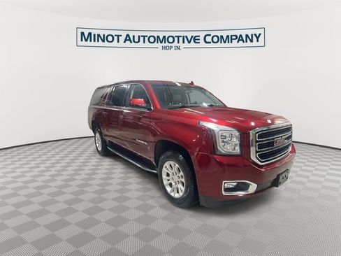 Used 2019 GMC Yukon XL SLT w/ Open Road Package AWD/4WD image 2