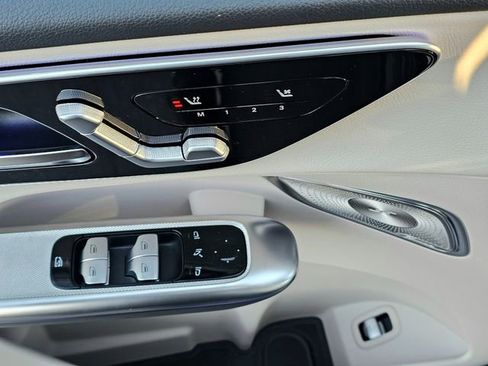 New 2026 Mercedes-Benz GLC 300 4MATIC image 17