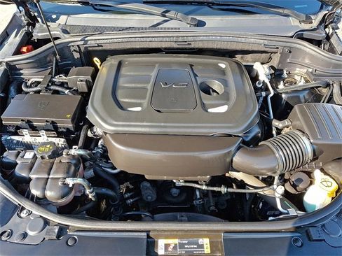 Used 2021 Jeep Grand Cherokee Laredo image 28