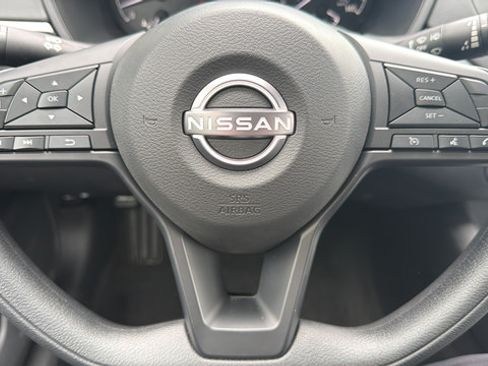 Certified 2025 Nissan Altima 2.5 S FWD image 17