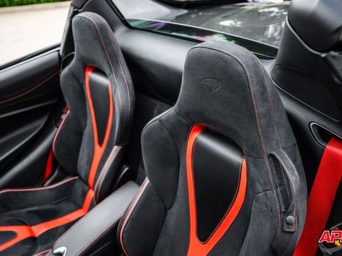 Used 2020 McLaren 720S Performance RWD image 27